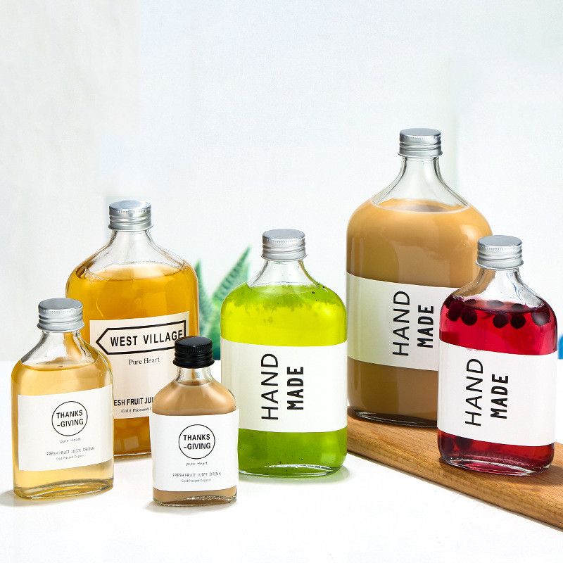 OEM PB Free Flat Crystal Glass Bottles 500ml For Vodka Beverage Juice